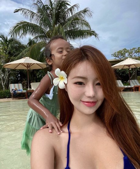 moon fit_ schauspielerin nackte fotos