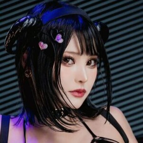 Chiroru Cosplay nackte pornostar fotos