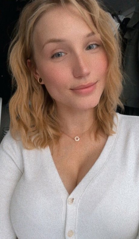 QAEKZ pornostar freie archiv