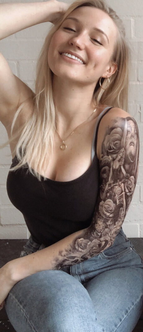 QAEKZ heiße erotische galerien