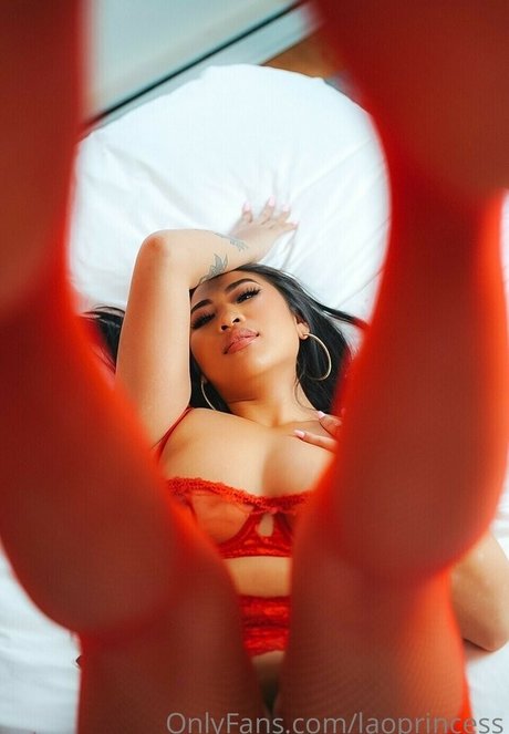 Alicea Inthavong pornostar kunst archiv