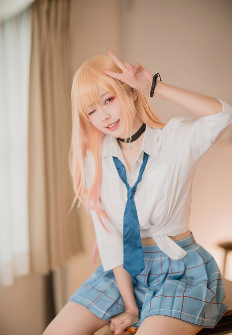 Ely Cosplayer erotische sex bild