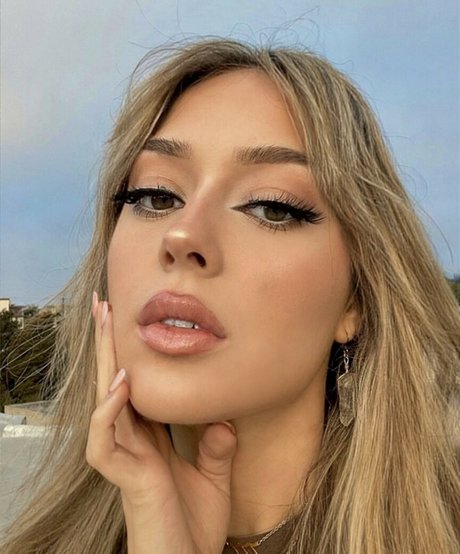 Hanhuts nackt exklusive bild