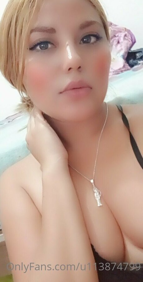 Itzel Loera exklusive porno bild