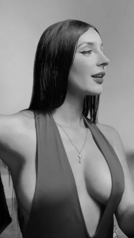 Gabinocentee sexy nackte bild