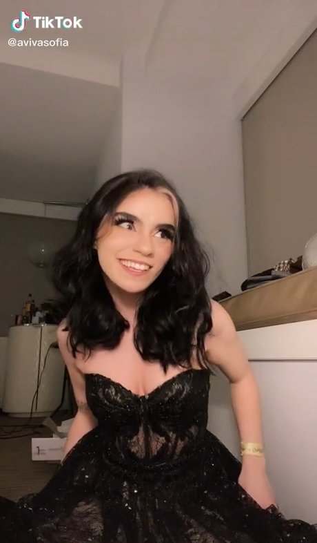 Aviva Sofia model kunst foto