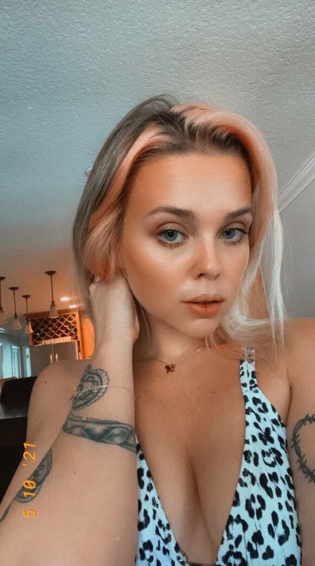 Daniinsfw nackten pornostar fotos