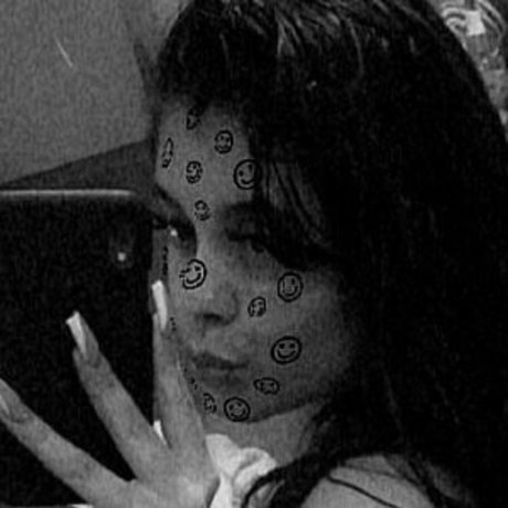 theerealkiss schauspielerin sexy bild