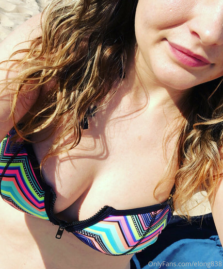 Emily Mae hd nackte bild