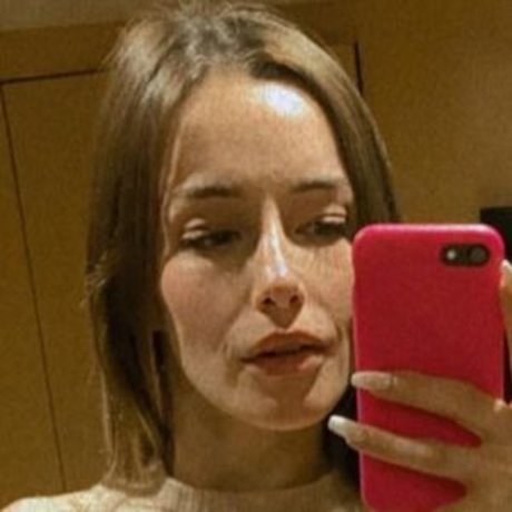 japanische schulmädchen-onlyfans erotische nackten bilder