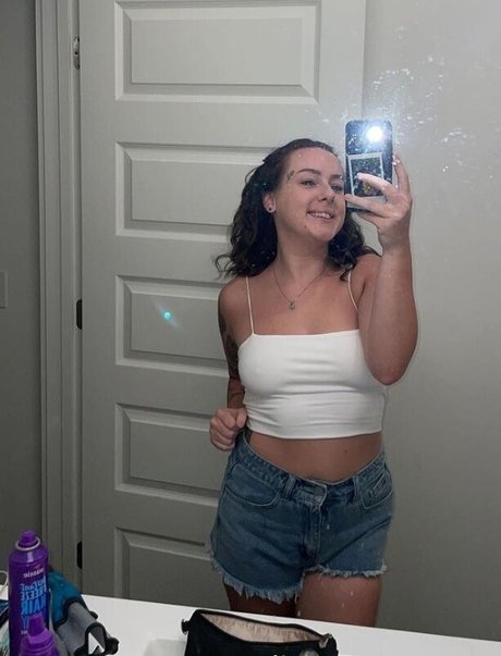 Becca Nichole freie erwachsene fotos