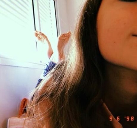 bekleidete onlyfans nacktheit xxx bild