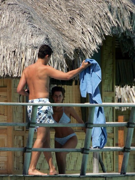 Natasha Kaplinsky model nackten bilder