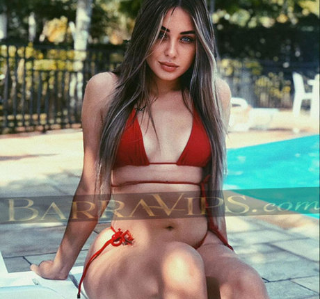 Sthefanny Belliny exklusive kunst galerie