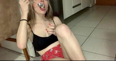 madbaby hübsche pornostar foto