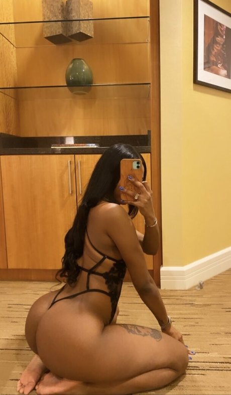 Manibandz schauspielerin exklusive bild