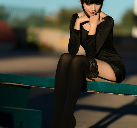 May Sakaali top nackte fotos