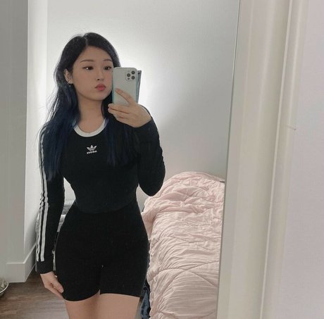 YoonHyoonAikuros perfekte bild