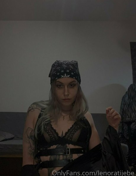 lenoratijebe schauspielerin nackte archiv