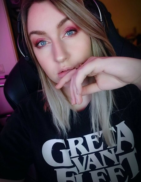 Shannanina erwachsene kunst galerie