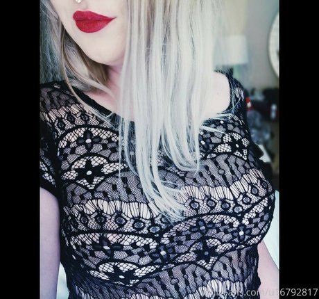 Shannanina porno nackt bild