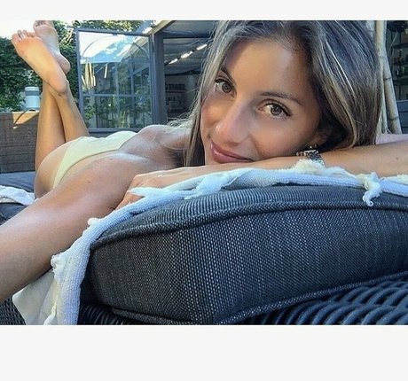 Corinna Dentoni heiße pornografische archiv