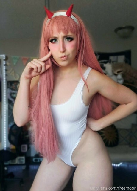 tgirl-onlyfans freie kunst foto