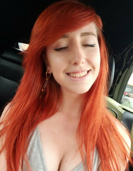 Moon IRL sexy akt archiv