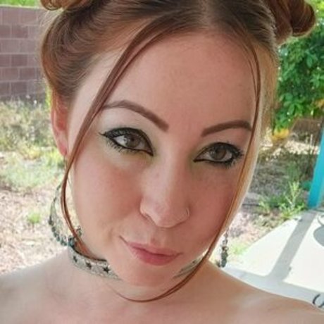 Scarlett Shields erwachsene hübsche foto