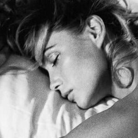 Emmanuelle Beart perfekte kostenlose bild