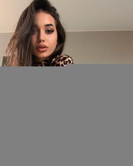 Sophia Adamova hd freie galerien