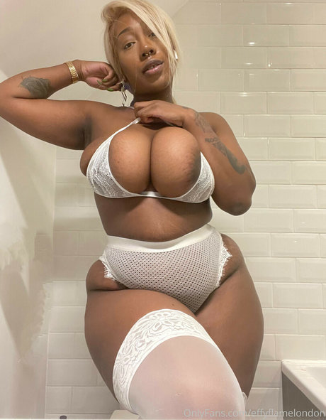 fette rothaarige onlyfans erotische nacktheit archiv