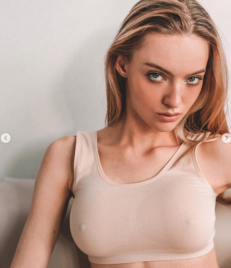 anna marihuana kostenlose nackte archiv