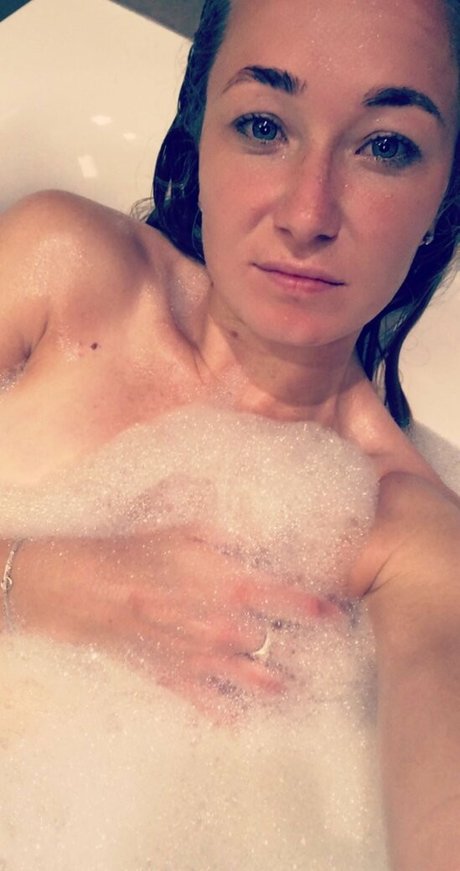 Julia Glushko heiße top bild