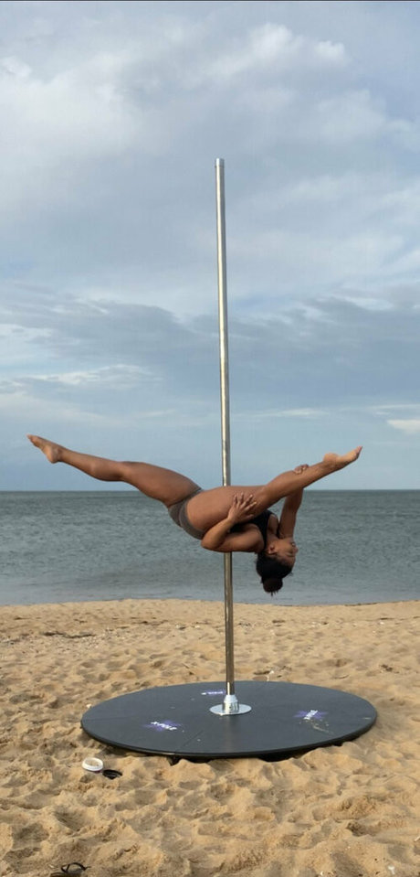 Julie Silver hübsche exklusive bilder