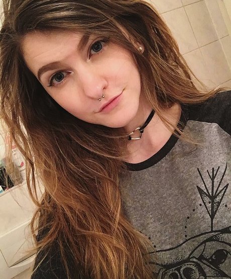 Lumenti model hübsche bild