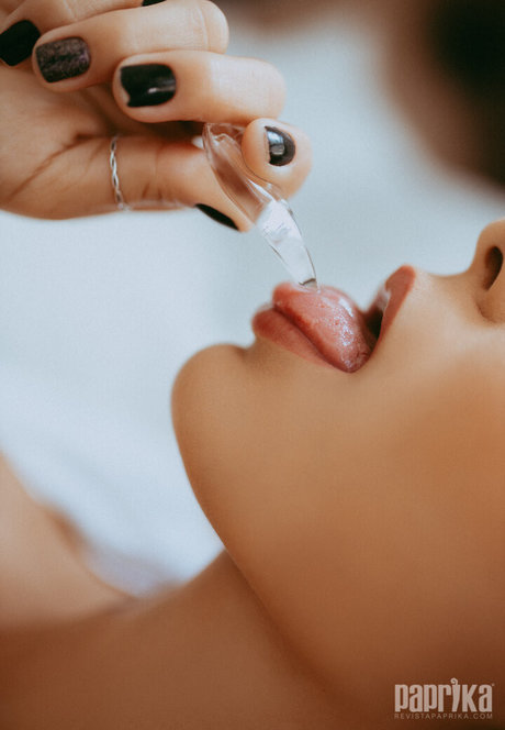 Nai Costa top exklusive archiv