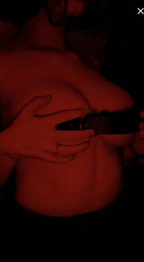 MossyMothBaby exklusive schöne galerie