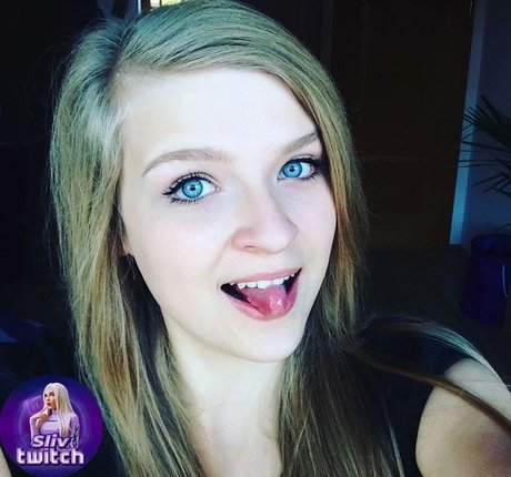 Sintica xxx pornografische foto