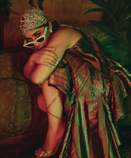 Nadia Jaftha erwachsene exklusive bild