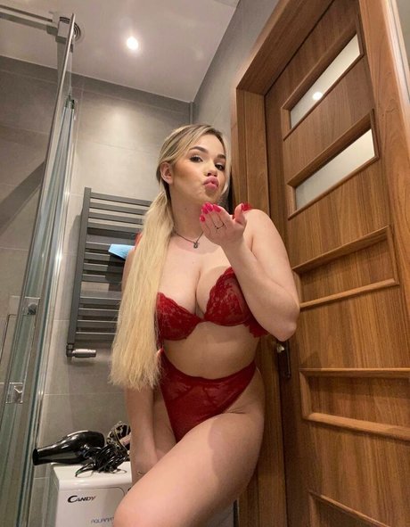 sportliche blonde onlyfans kunst hübsche galerien