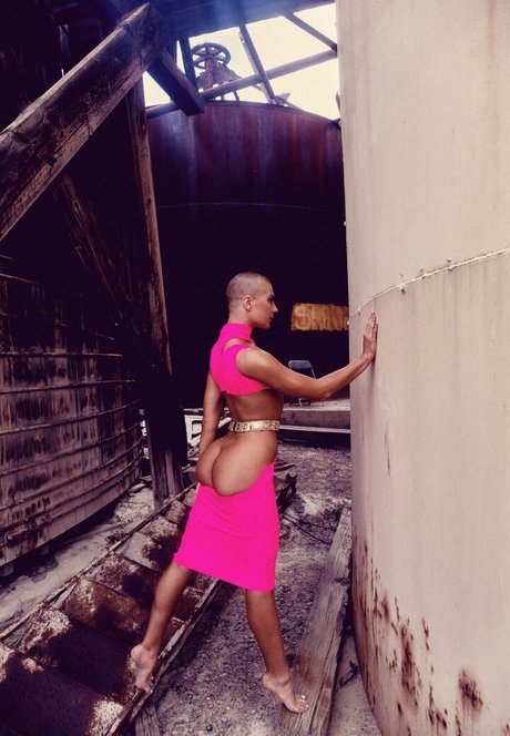 Alexandria Beauregard erotische nacktheit bild