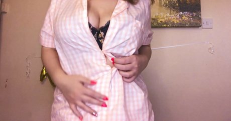 JJASMR pornostar sexy bild