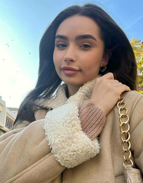 erika cherry nacktheit xxx bilder