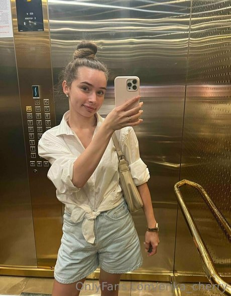 erika cherry porno xxx galerien