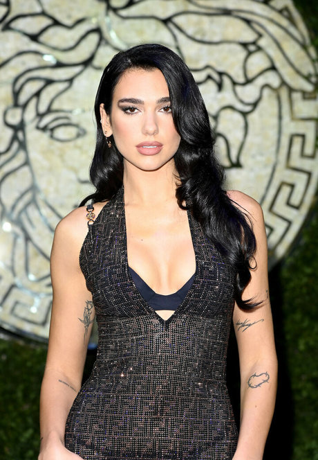 weibliche fitness-onlyfans hübsche akt bilder