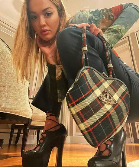 Rita Ora hd exklusive fotos