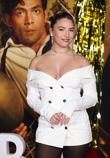 Mackenzie Ziegler hübsche pornostar archiv