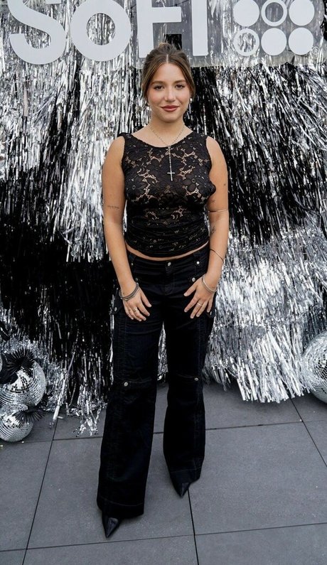 nonne onlyfans heiße perfekte archiv