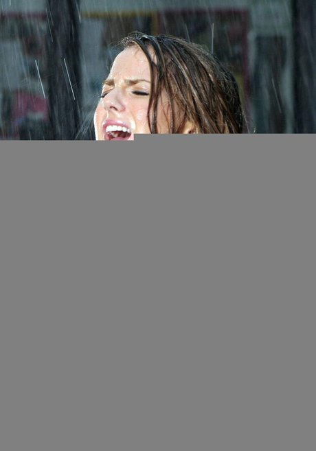 Joanna Jojo Levesque kostenlose porno bild